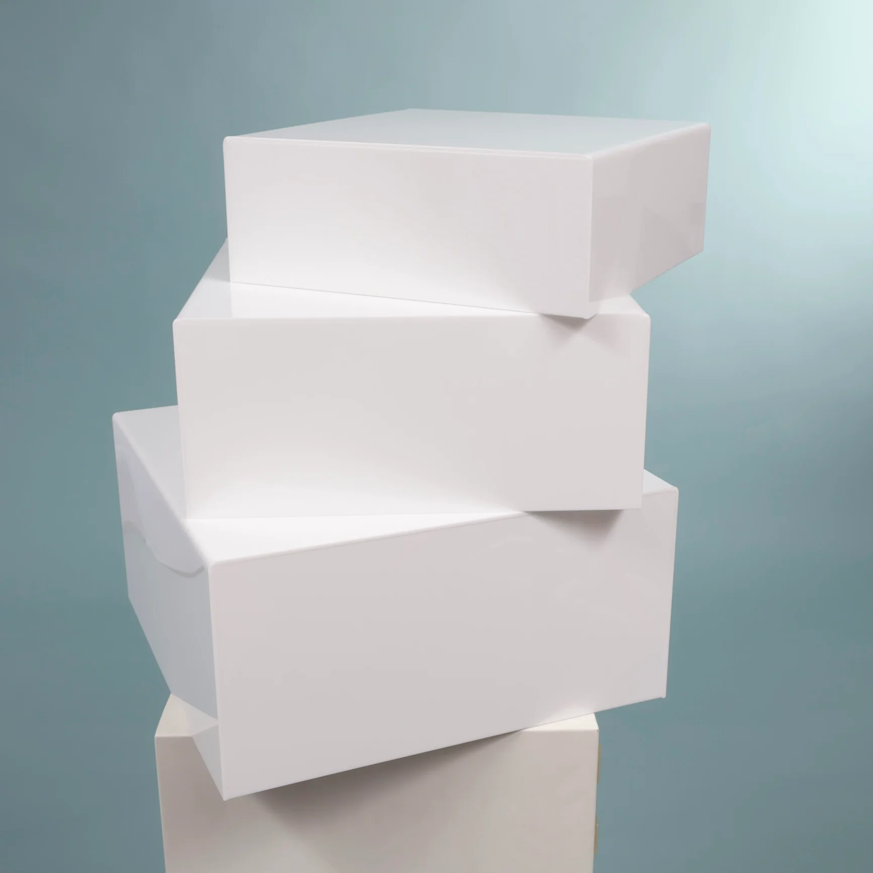 Acrylic Cube Table Riser Set - White (3pc) - Image 5