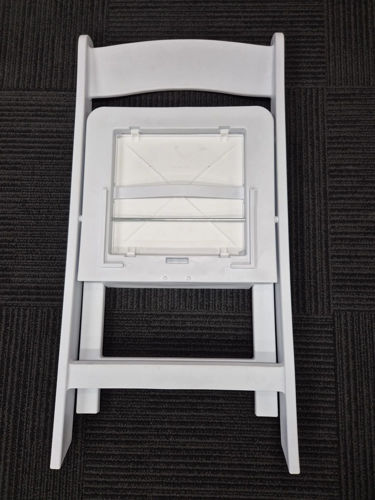 Americana Outdoor Folding Chair - White - Image 5