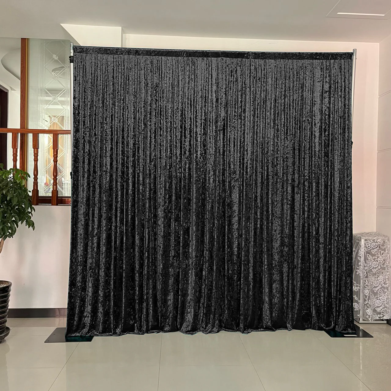 Velvet Backdrop Curtain - Black (3x3m) - Image 4