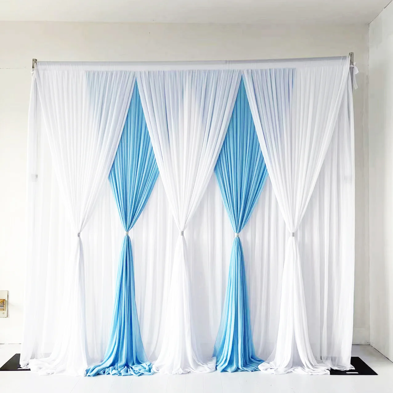 CLEARANCE Chiffon Draping Backdrop Curtain - White On Blue (3x3m) - Image 8