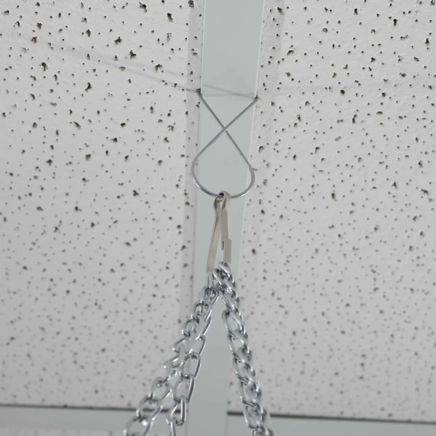 Complete Ceiling Draping Hanging Kit - Acrylic Tubes, Clips, Chains & Fixed White Ring - Image 8