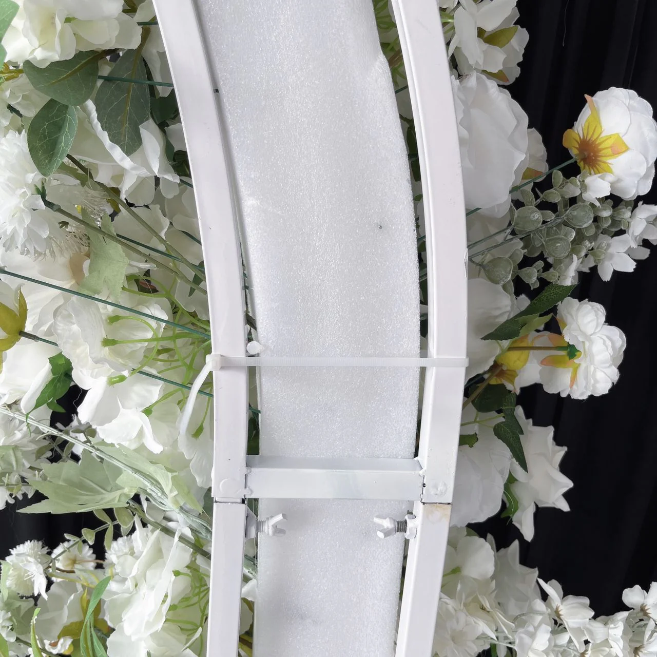 Crescent Arch Flower Frame PACKAGE - White (2pc) - Image 13