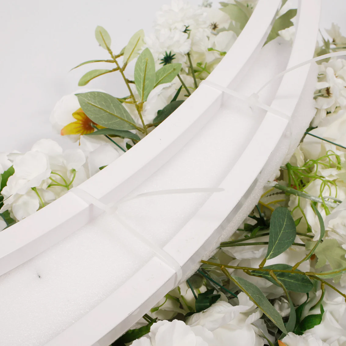 Crescent Arch Flower Frame PACKAGE - White (2pc) - Image 8