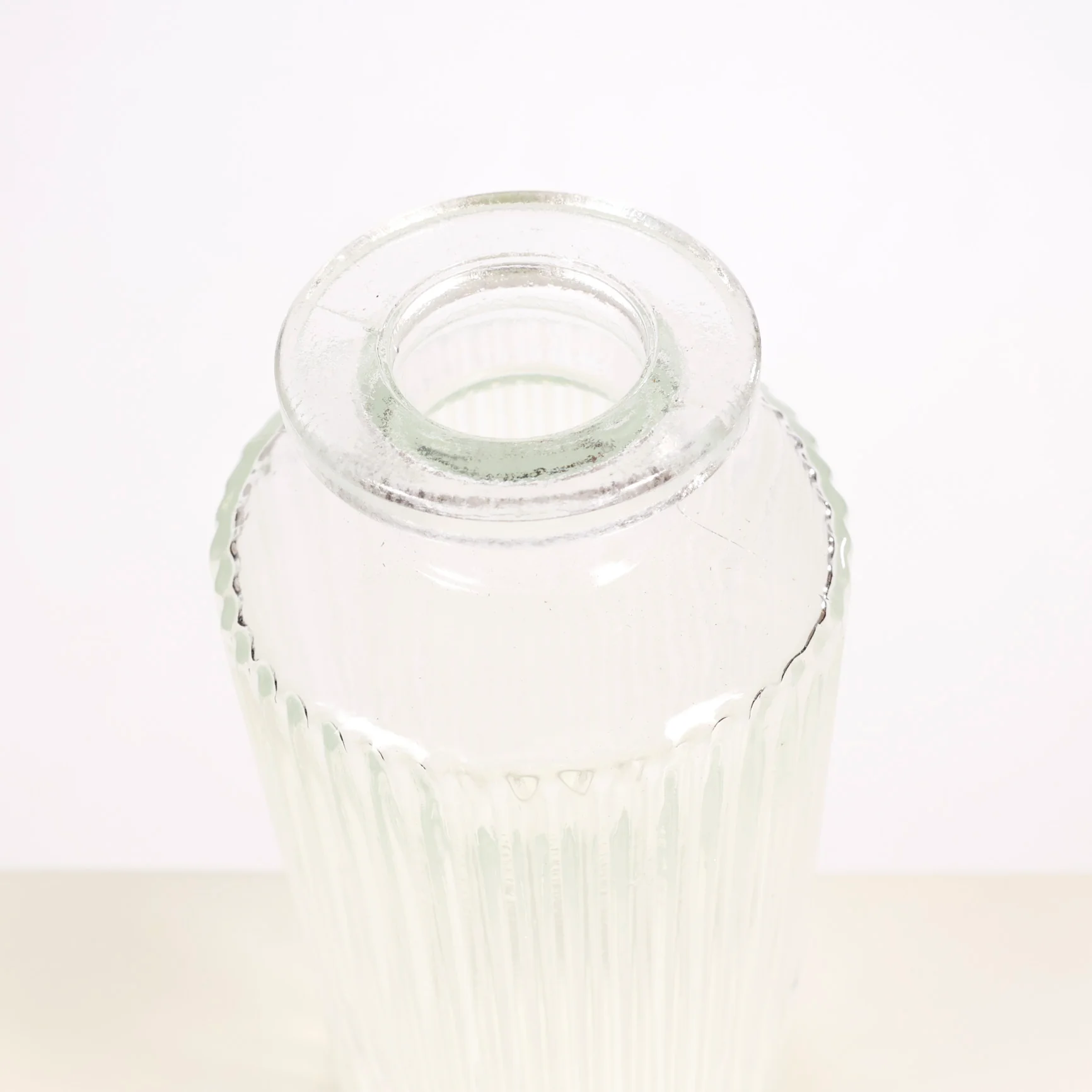 Glass Bud Vase - Ribbed (5.1x13.2cm) - Image 4