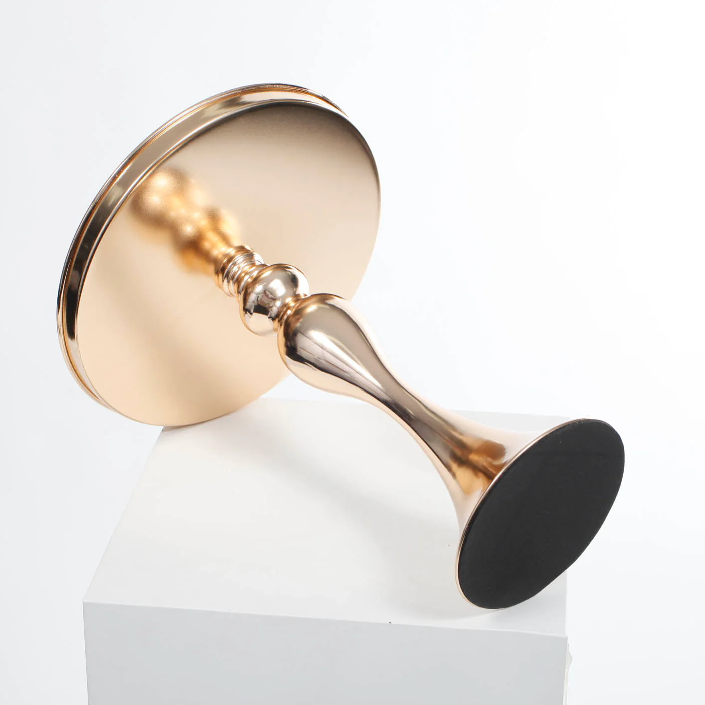 CLEARANCE Cake Stand - Gold (25cm x 31cm) - Image 4