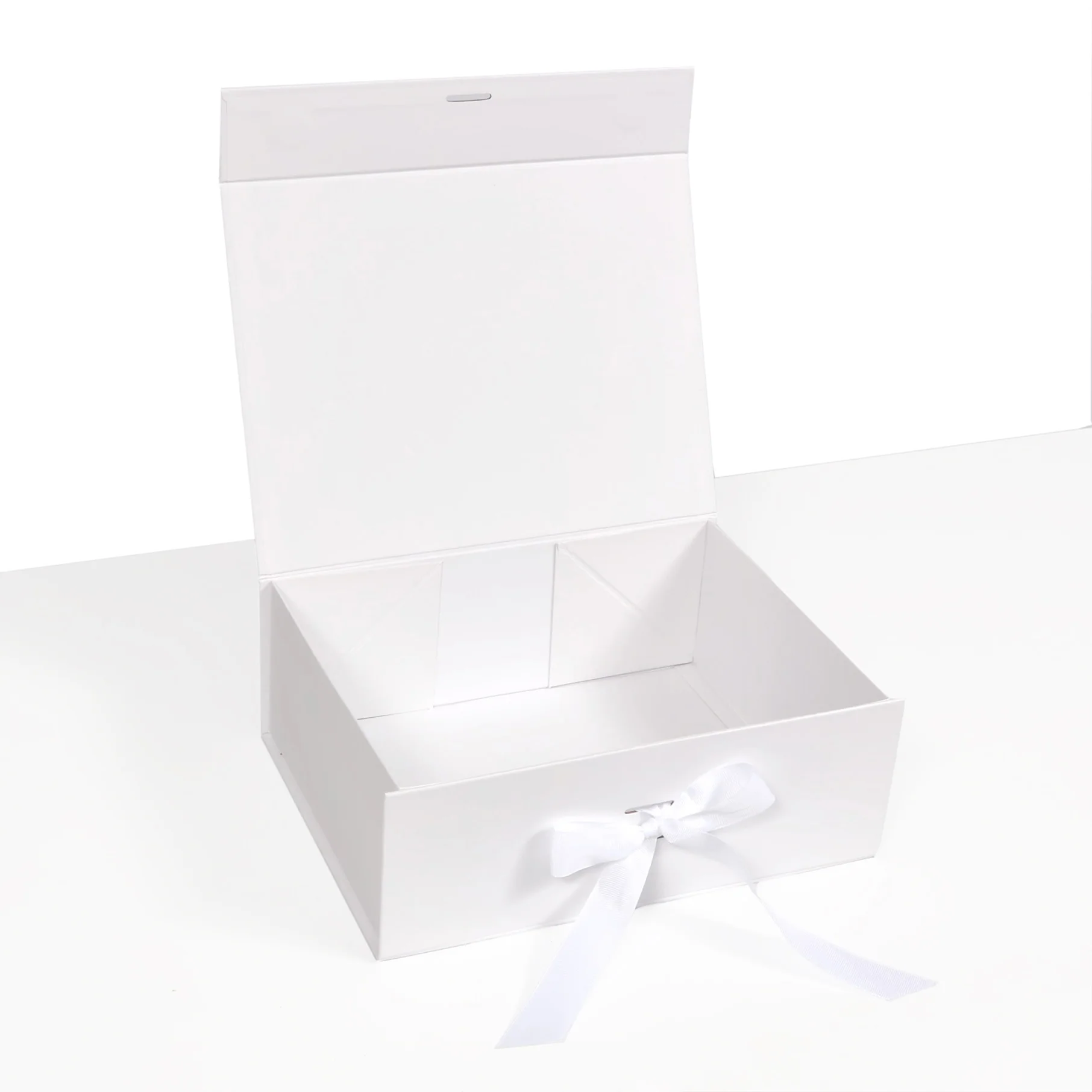 CLEARANCE Large Gift Box / Wedding Keepsake / Bridesmaid Proposal Box - White (29x22cm)