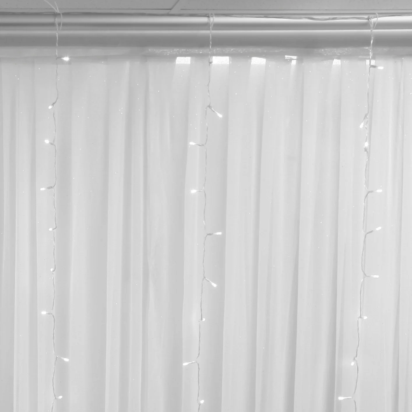 LED Fairy Lights - Cool White (6x3m) - Image 3