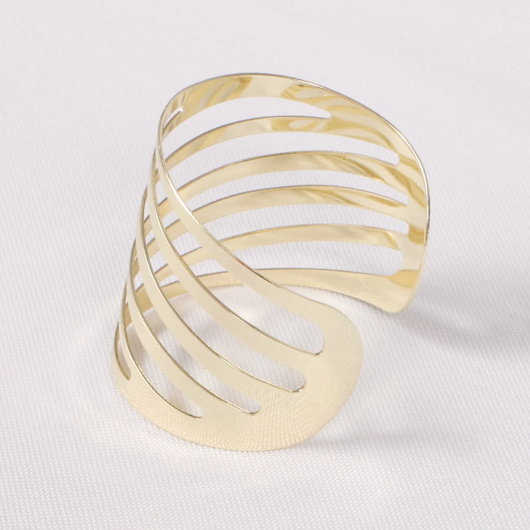 Modern Linear Cut Out Napkin Ring - Gold - Image 5