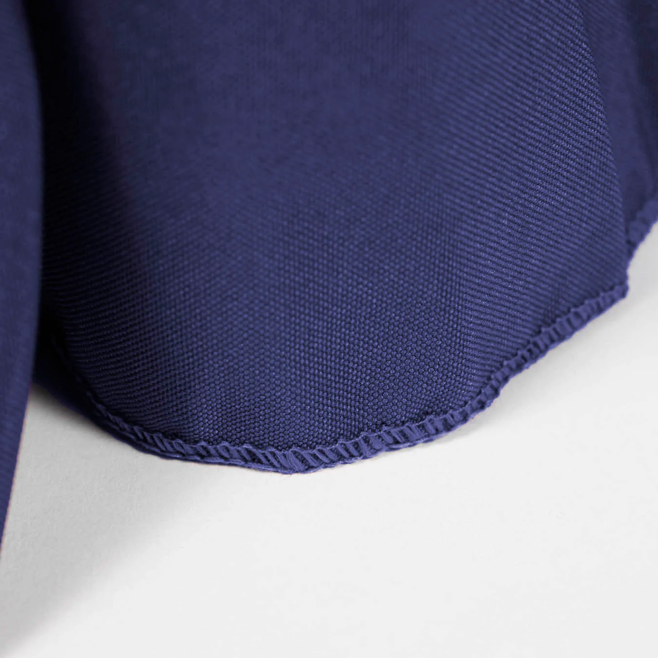 CLEARANCE Fitted Tablecloth with Pleated Table Skirting - Navy (6ft) - Image 4