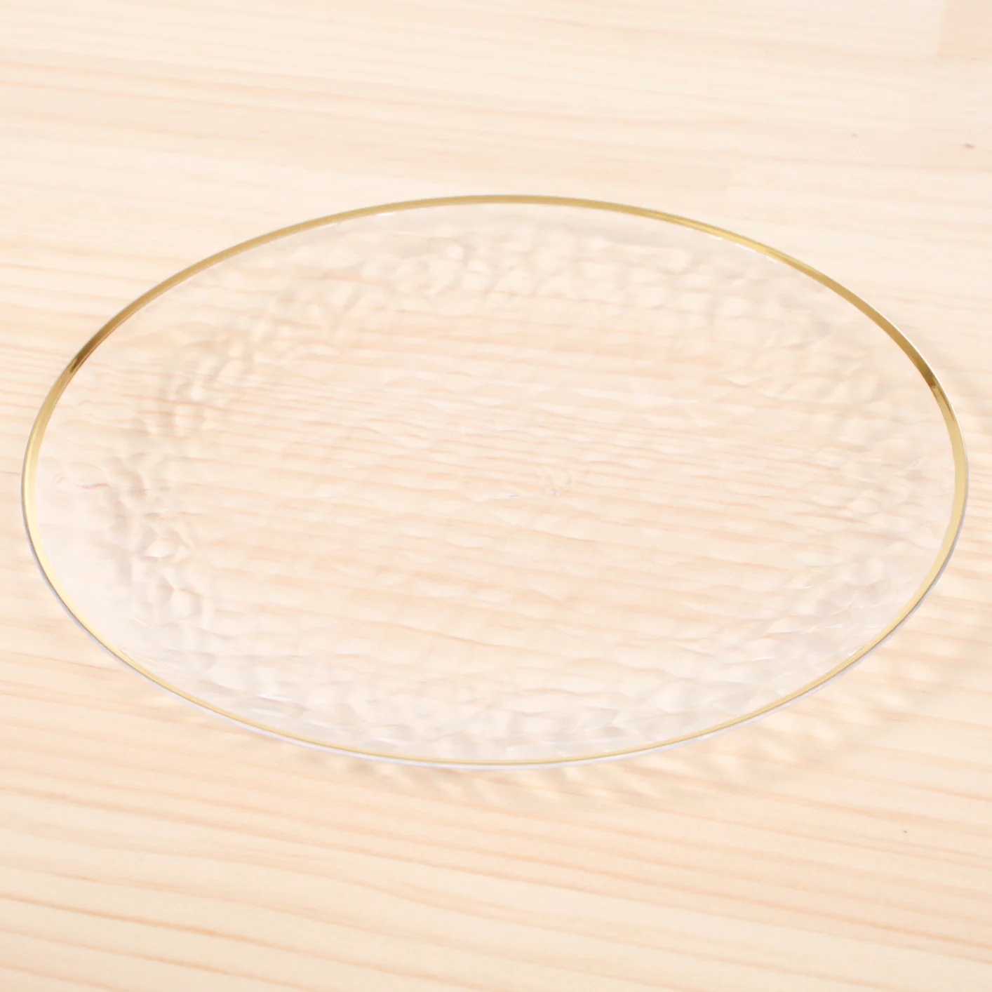 Plastic Dinner Plate - Clear with Gold Trim (19cm) - Image 3