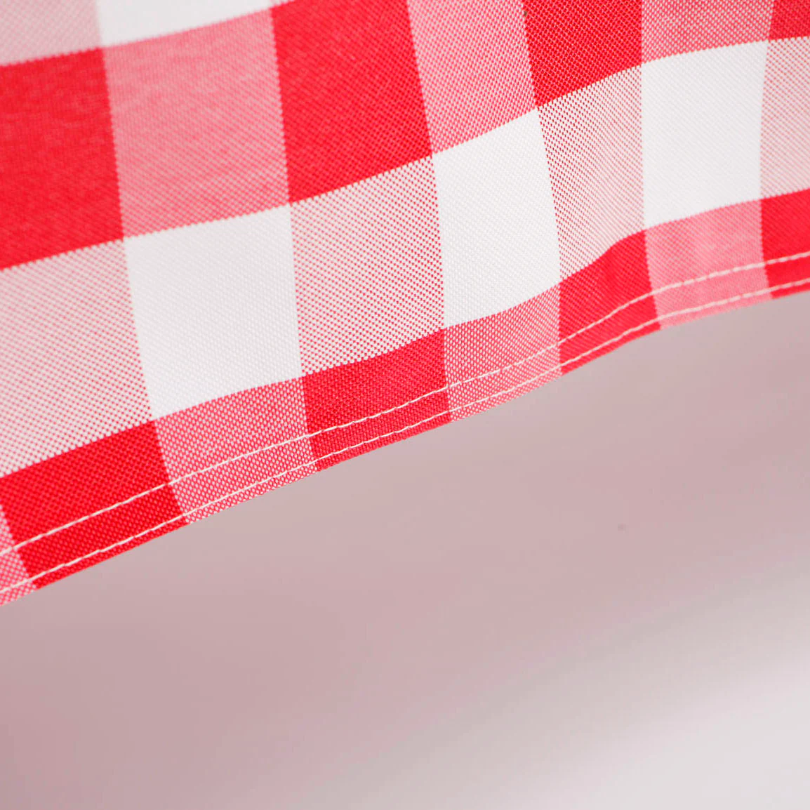 Checkered Rectangle Tablecloth - Red (153x259cm) - Image 3
