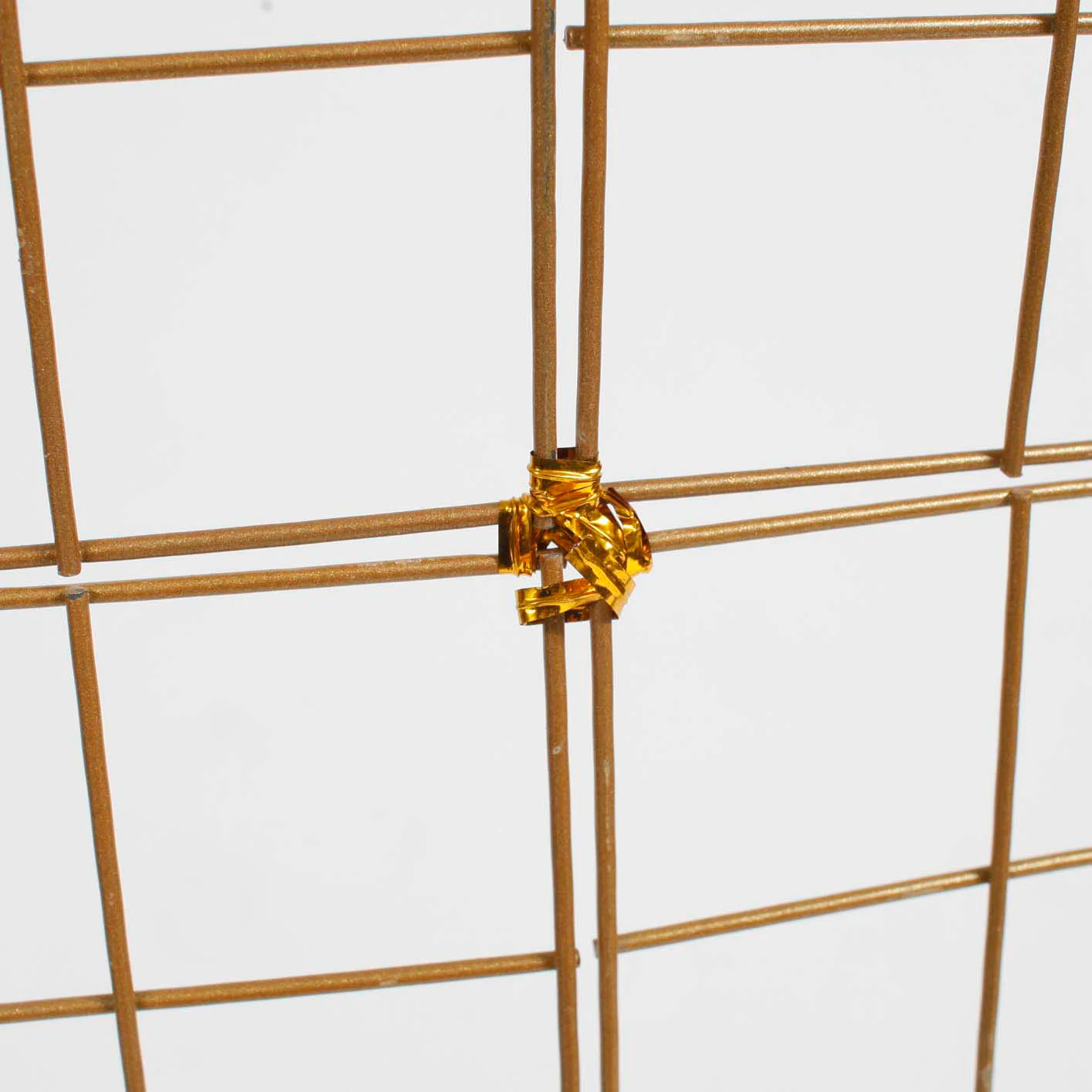 CLEARANCE Round Mesh Frame Stand / Balloon Arch  - Gold (2m - 4 Parts) - Image 10