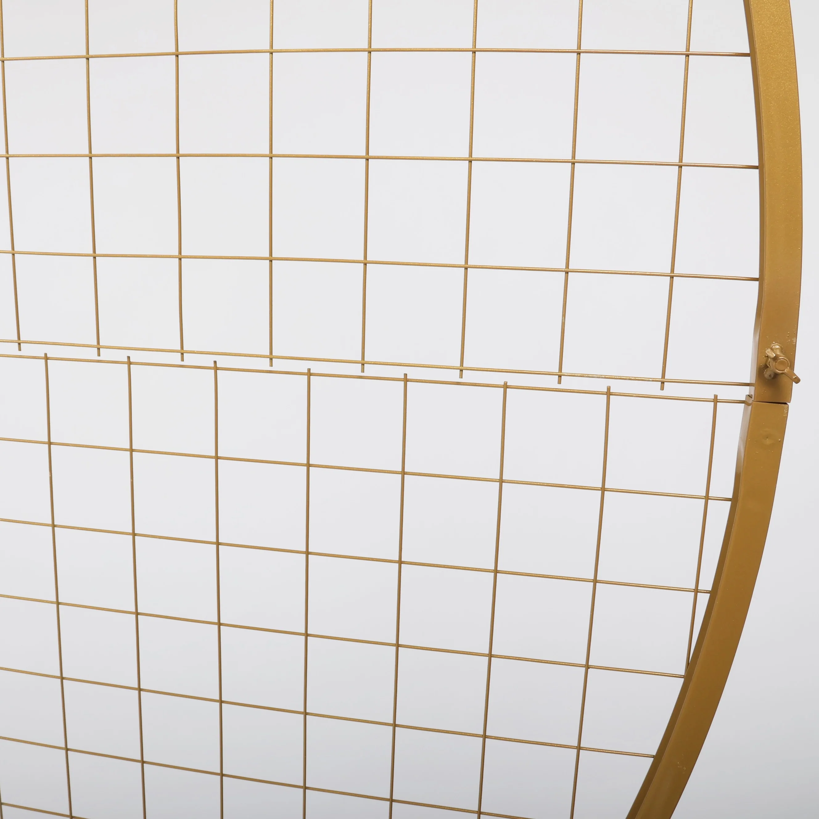 CLEARANCE Round Mesh Frame Stand / Balloon Arch  - Gold (2m - 4 Parts) - Image 4