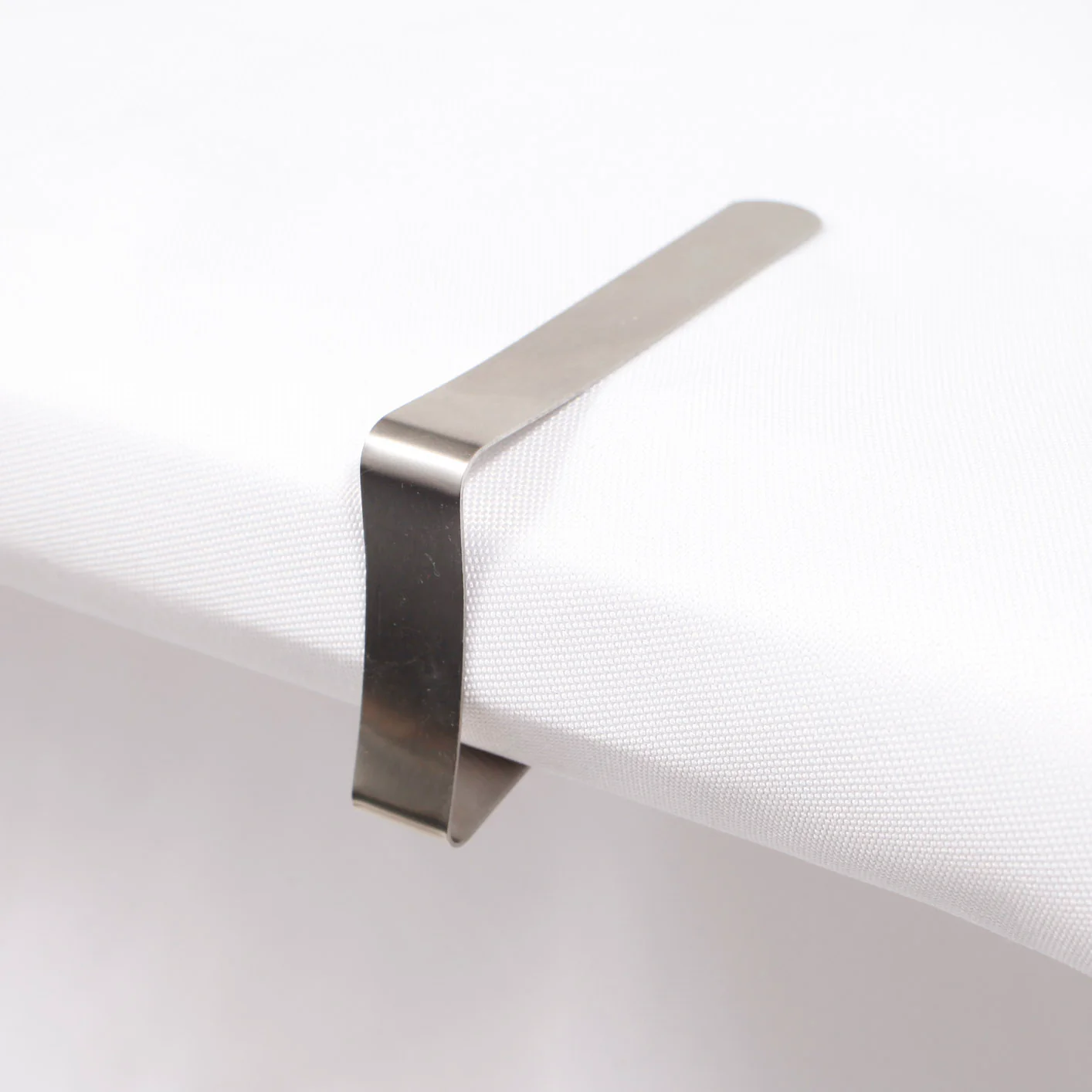 CLEARANCE Tablecloth Clips - Metal (Large) - Image 2