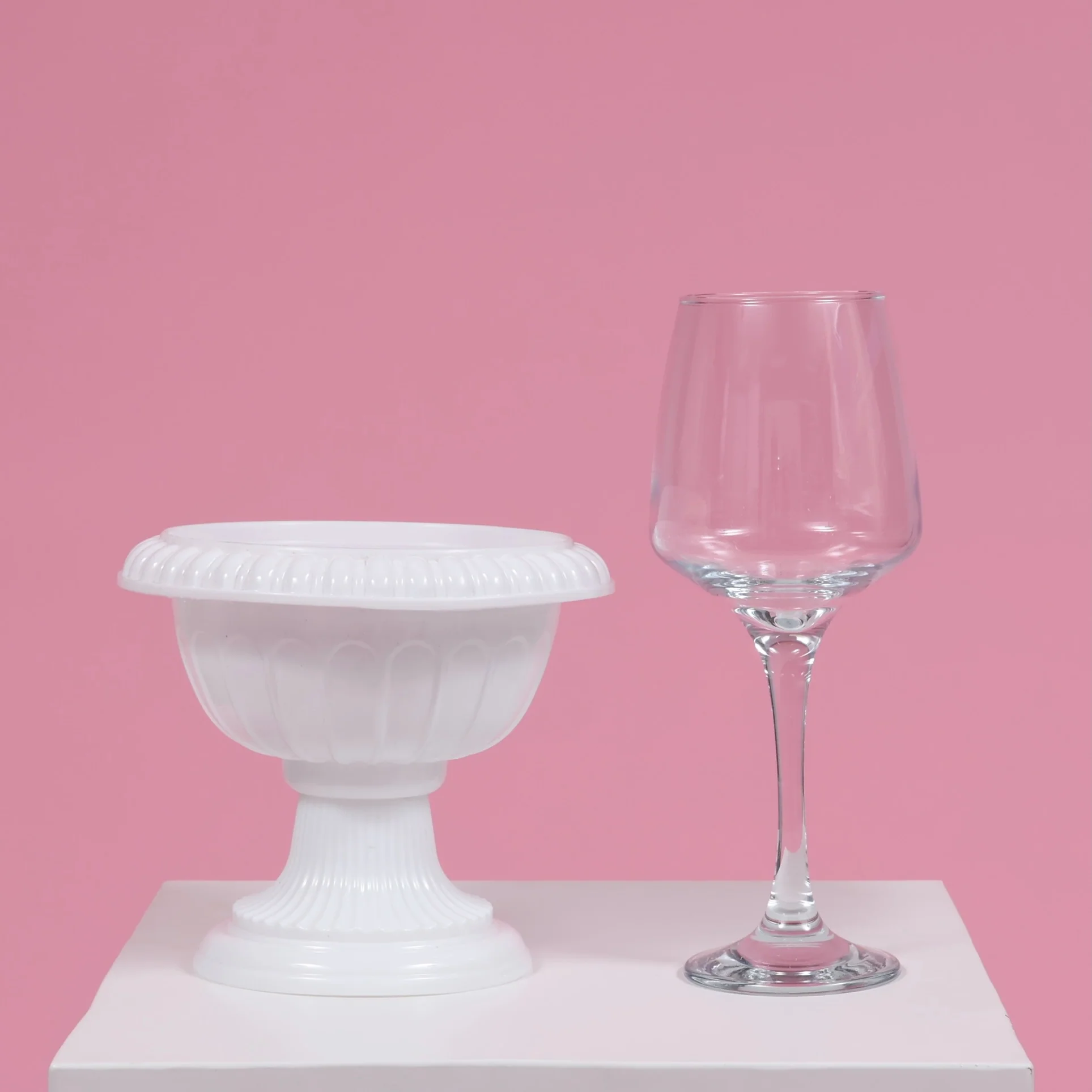 Vintage PVC Urn Centrepiece Vase  (14cmH) - Image 6