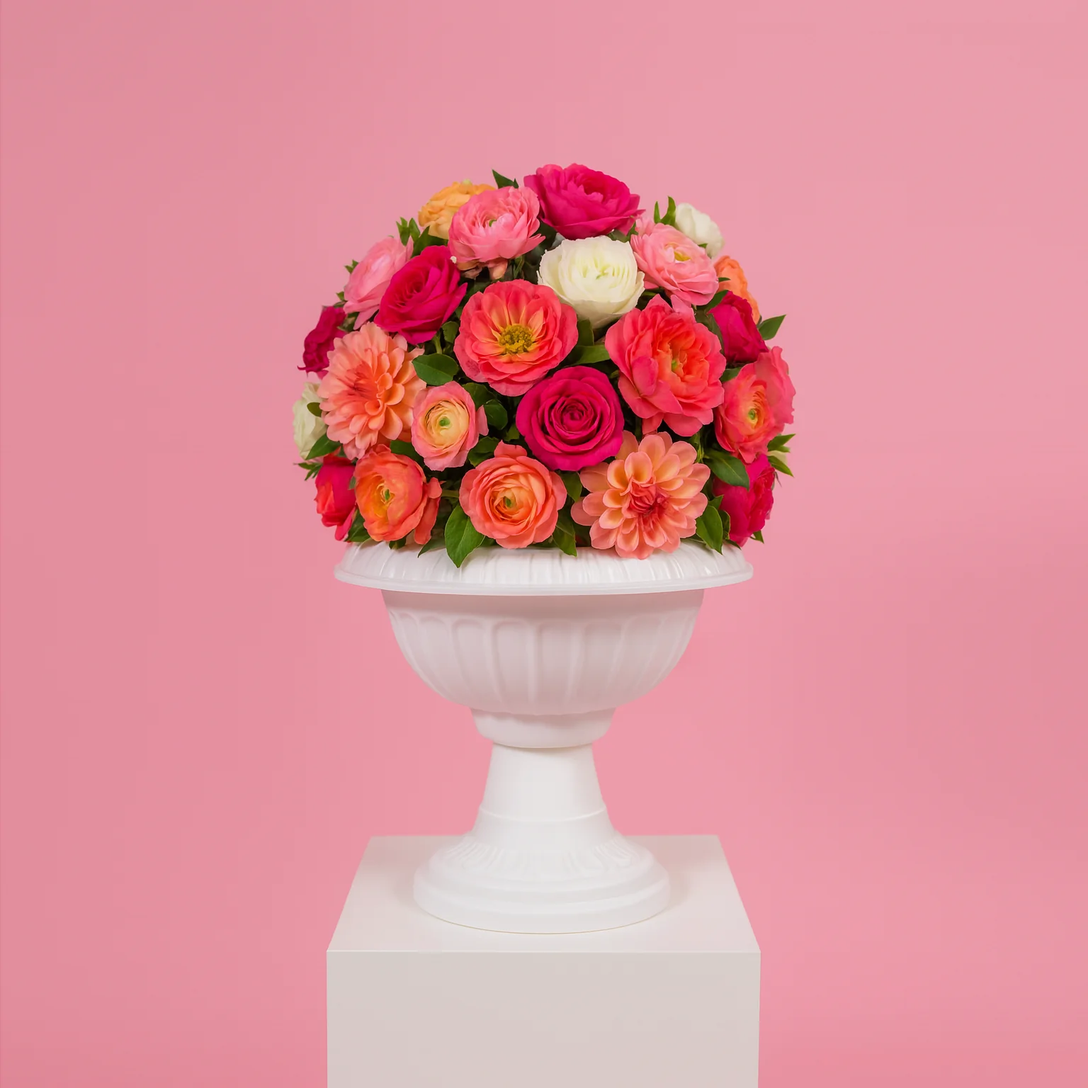 Vintage PVC Urn Centrepiece Vase  (26cmH) - Image 2