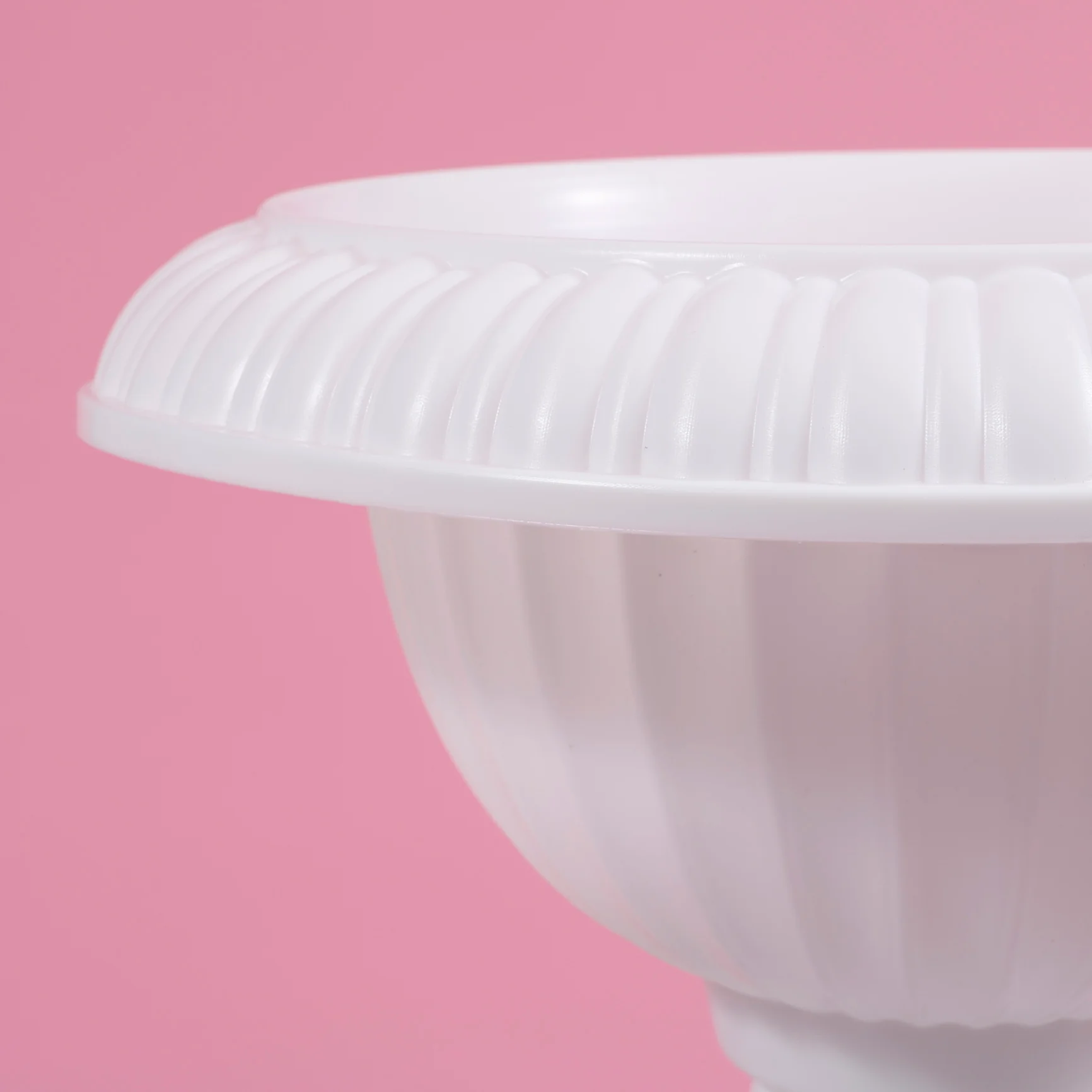 Vintage PVC Urn Centrepiece Vase (33cmH) - Image 4