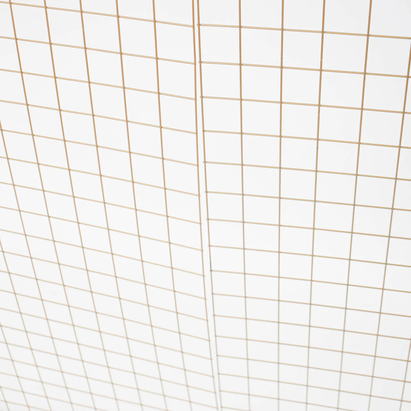CLEARANCE Flower Wall Mesh Stand Frame - Square Edge - Gold (2mx1.5m) - Image 5