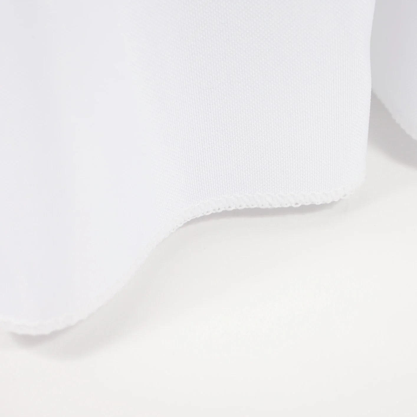 Fitted Tablecloth with Pleated Table Skirting - White (6ft) - Image 4