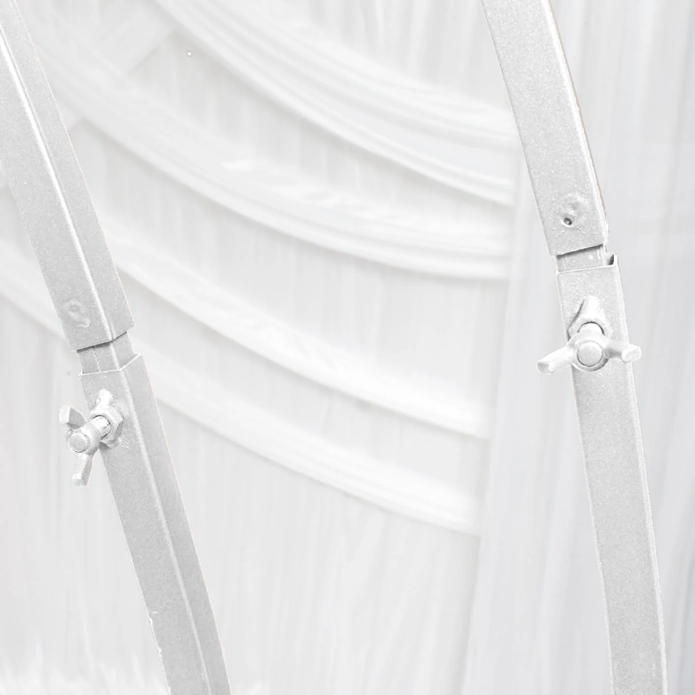 Wide Round Wedding Stand Arch Decoration Frame - White (2.2m x 2.4m) - Image 5