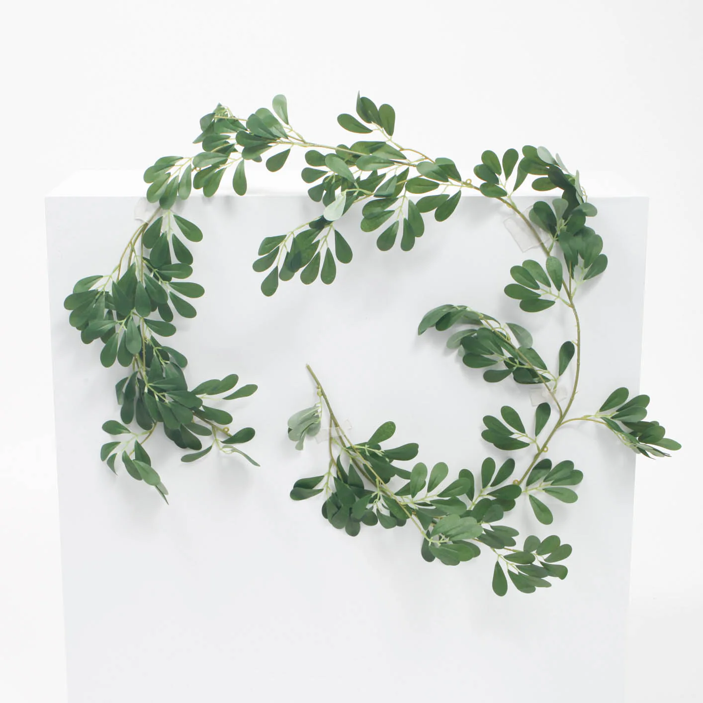 CLEARANCE Willow Greenery Garland (1.85m)