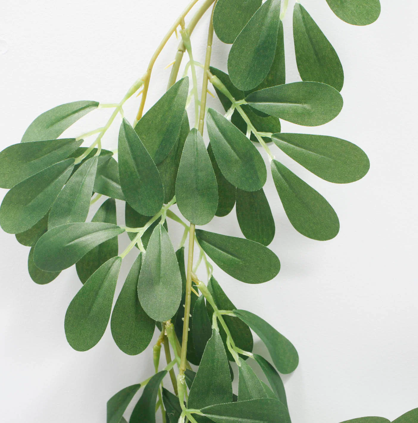 CLEARANCE Willow Greenery Garland (1.85m) - Image 2